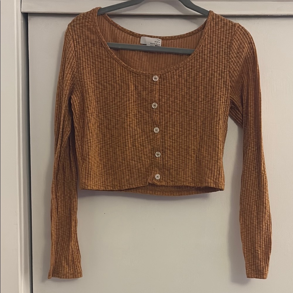 Women's Ribbed Button-Up Cropped Long Sleeve Top - dark orange